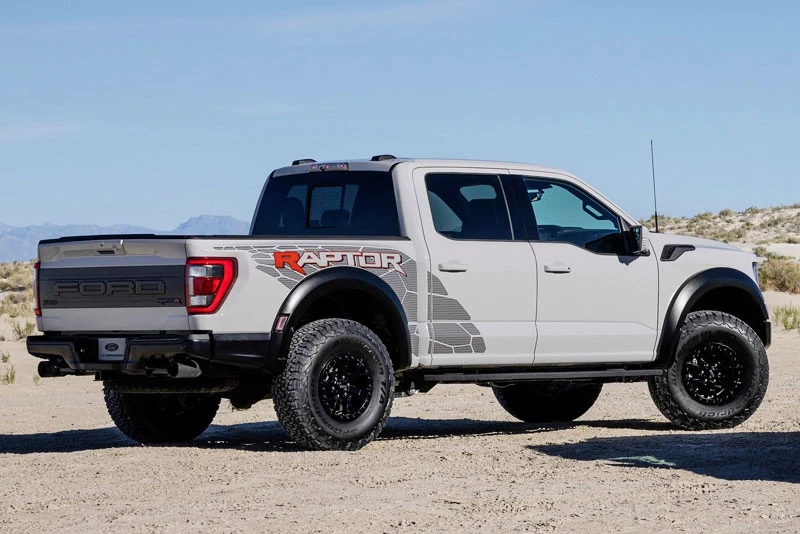 =6. Ford F-150 Raptor R (công suất tối đa: 700 mã lực).