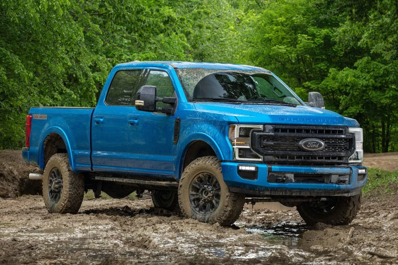 9. Ford F-Series Super Duty Tremor (công suất tối đa: 430 mã lực).