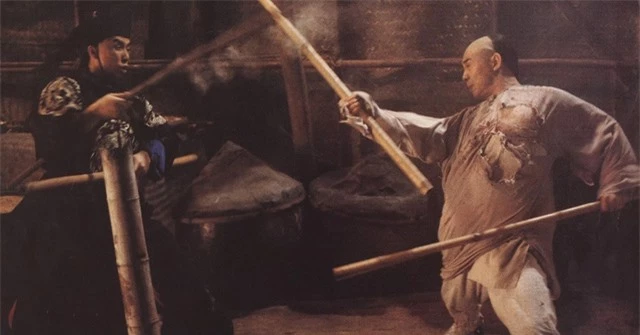 Chân Tử Đan suýt bị Lý Liên Kiệt chọc mù hai lần trên phim trường - Ảnh 1.