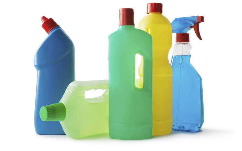 Cảnh báo tình trạng tự độc ở trẻ