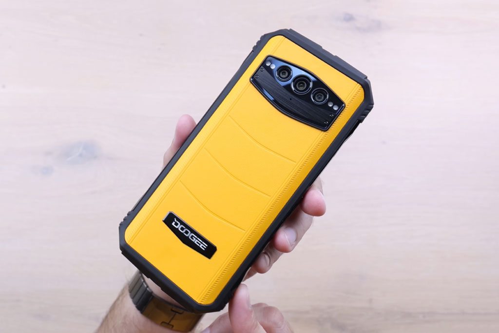 Smartphone chống nước, chip Helio G99, RAM 12 GB, pin 10.800 mAh, sạc 66W, giá ‘hạt dẻ’