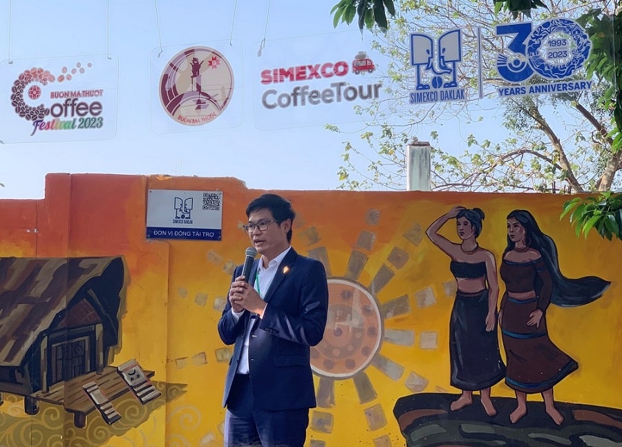 Hơn 700 nông dân tham gia chương trình chia sẻ kinh nghiệm sản xuất cà phê