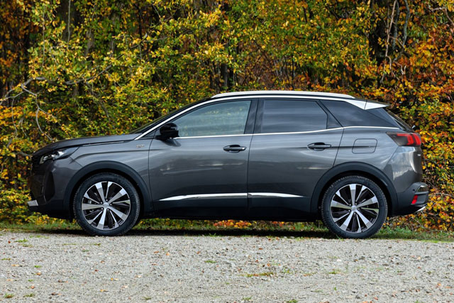 Bảng giá xe Peugeot tháng 3/2023: Đồng loạt giảm giá