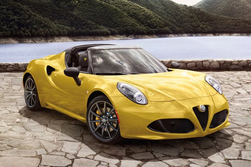 9. Alfa Romeo 4C Spider.