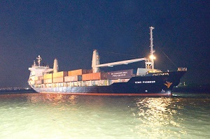 Cảng Cần Thơ lần thứ 3 đón tàu tải trọng lớn  

