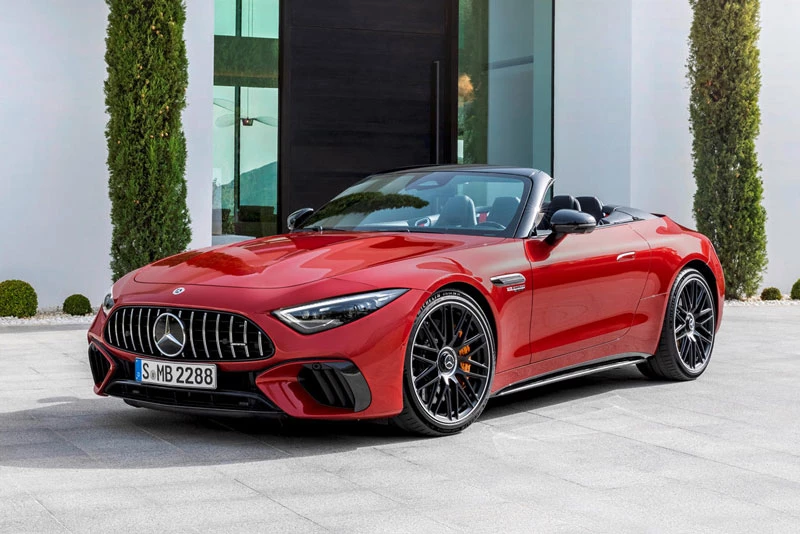 8. Mercedes-AMG SL63 2023.