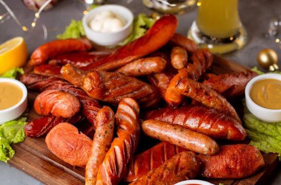 5 thực phẩm âm thầm 'phá hủy' collagen, khiến da chảy xệ: Món số 5 rất nhiều chị em thích