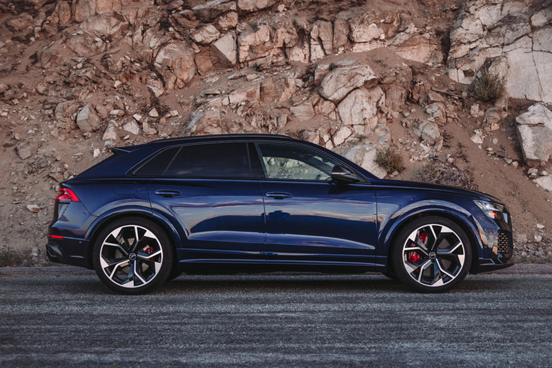 Top 10 xe SUV hạng sang đáng mua nhất năm 2023: Audi RS Q8 đầu bảng