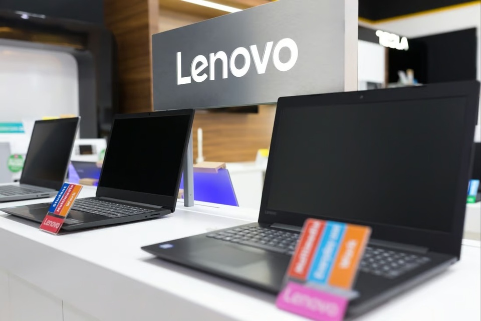 Không riêng Lenovo, thị trường công nghệ nói chung được dự đoán sẽ phải đối mặt với nhiều khó khăn trong năm 2023. Ảnh: Shutterstock.