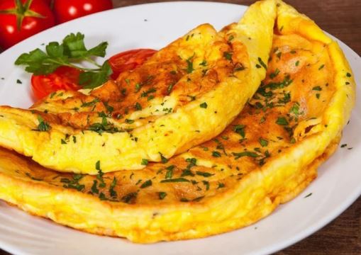 Rán trứng đừng chỉ cho dầu: Thêm thứ này vào trứng mềm ngon, gấp đôi chất bổ