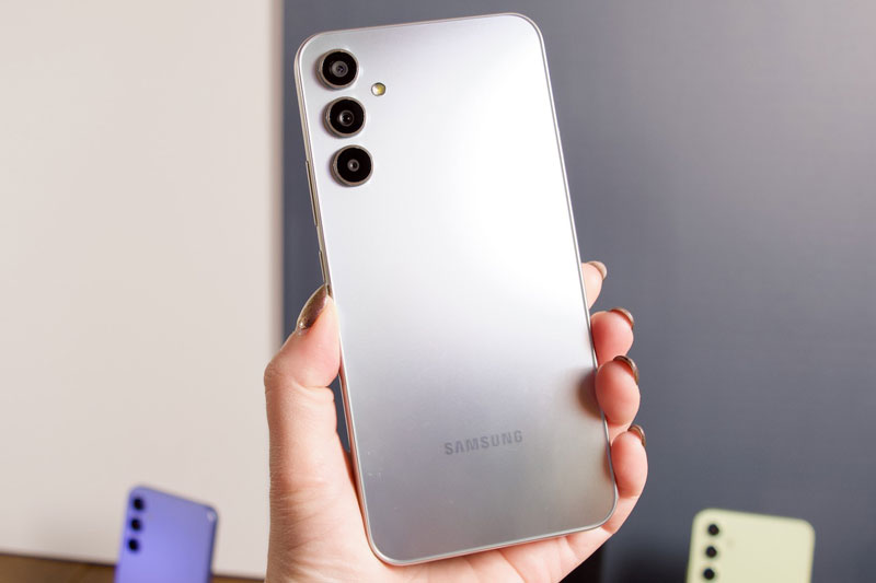 Smartphone chống nước, cấu hình tốt, giá từ 8,49 triệu đồng 