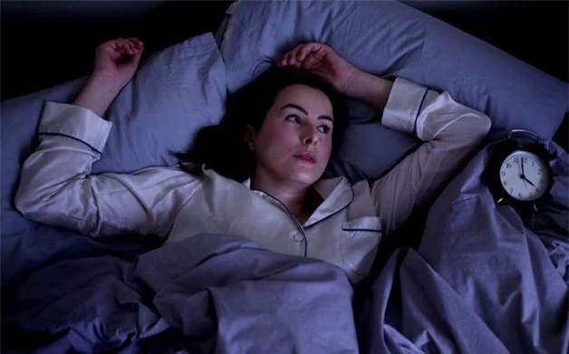 Điều bạn cần biết về bệnh mất ngủ mãn tinh
