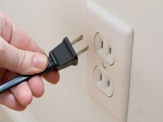 5 thiết bị ngốn điện hơn cả tủ lạnh, điều hòa: Dùng xong nhớ rút phích cắm, tiết kiệm kha khá tiền hàng tháng