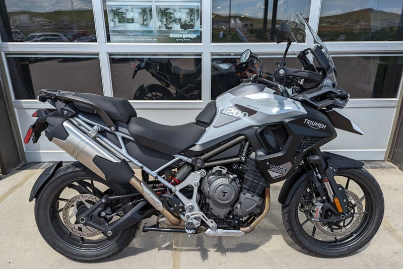 10. Triumph Tiger 1200 GT Pro 2023 (giá: 21.700 euro).