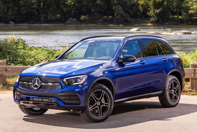 1. Mercedes-Benz GLC 2022.