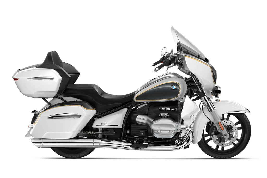 Top 10 môtô touring tốt nhất năm 2023