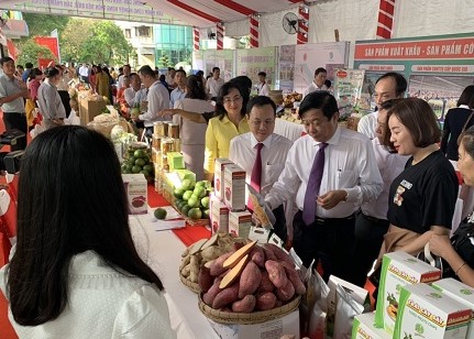 Nhiều chương trình, dự án được ký kết giữa TP Hồ Chí Minh và vùng ĐBSCL đến năm 2025