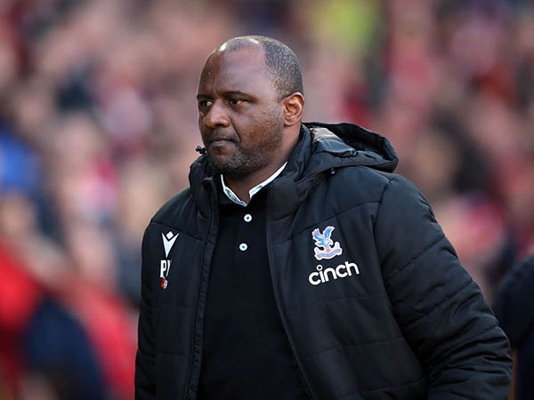 HLV thứ 9 ở Premier League bị sa thải