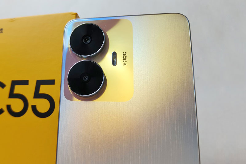 Smartphone màn hình Dynamic Island, RAM 8 GB, giá 5,99 triệu đồng tại Việt Nam