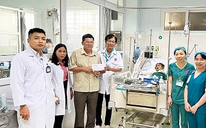 An Giang: Một doanh nghiệp hỗ trợ 500 triệu đồng cho Quỹ hỗ trợ bệnh nhân phẫu thuật tim