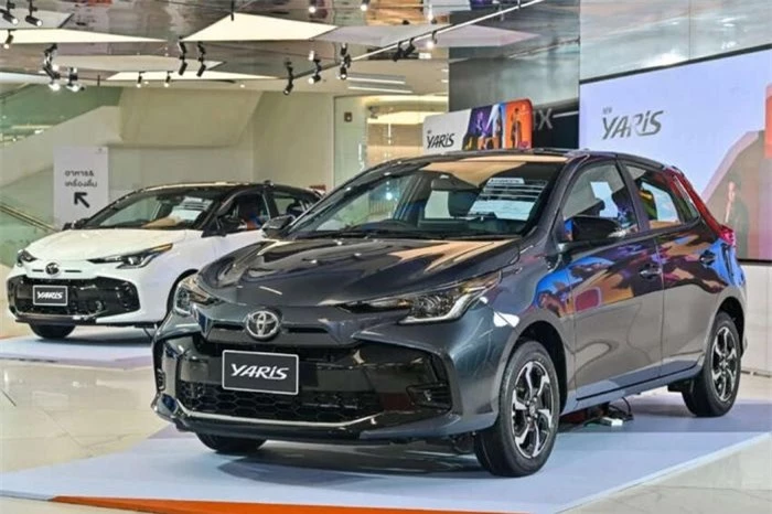 Toyota Yaris 2023 bản Smart (tại thị trường Thái Lan)