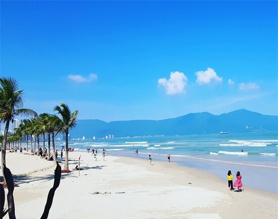 Mỹ Khê Lọt Top 10 Bãi Biển Đẹp Nhất Châu Á - Tạp Chí Doanh Nghiệp Việt Nam