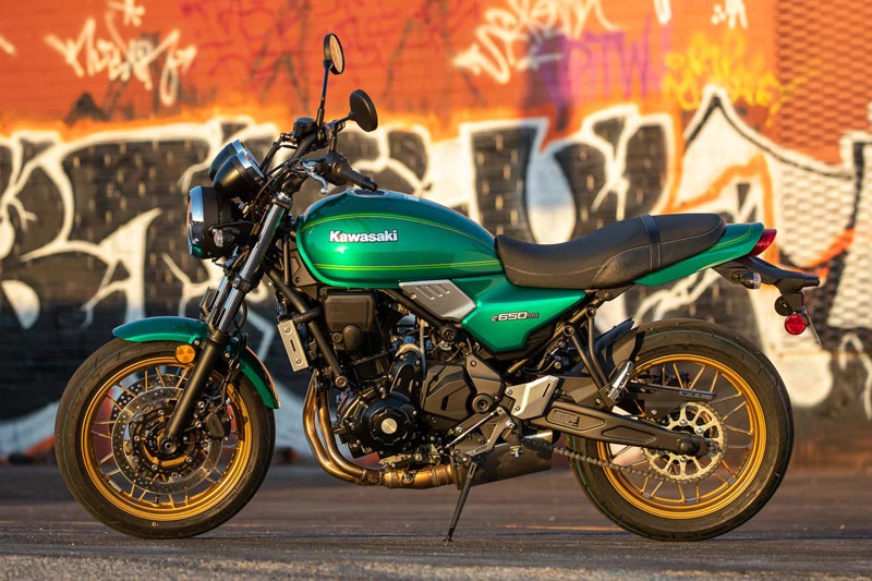 8. Kawasaki Z650RS 2023.