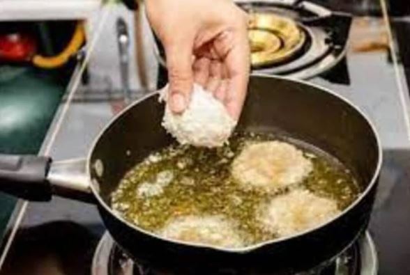 5 thói quen khi nấu ăn làm tăng nguy cơ bị K, cái số 3 nhiều người mắc phải nhất