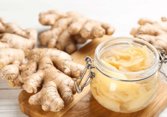 Gừng mua về chỉ vài ngày là héo teo, đem ngâm với nước này vài tháng vẫn tươi ngon dùng quanh năm