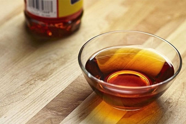 Chuyên gia chia sẻ: Cách chọn nước mắm an toàn cho gia đình bạn