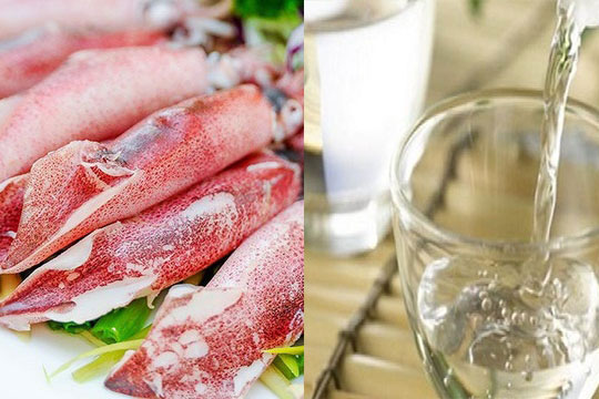 Khử mùi tanh của mực, tôm ngay trong tích tắc chỉ với vài giọt này