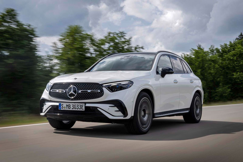 Mercedes-Benz GLC 2023 tăng giá bán, thêm trang bị