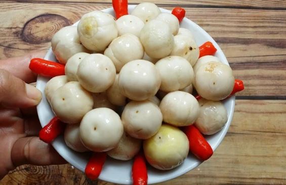 5 đối tượng không nên ăn cà muối dù có thèm đến mấy