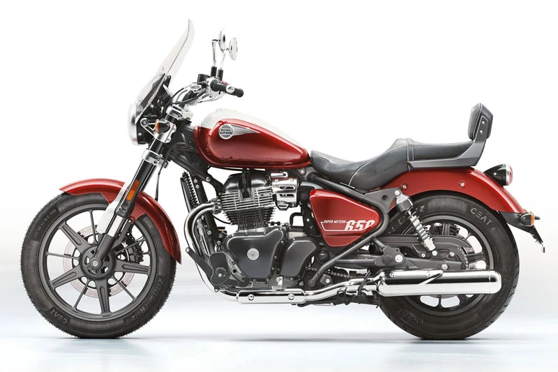 6. Royal Enfield Super Meteor 650 2023 (giá khởi điểm: 7.269 USD).