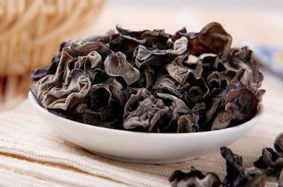 Cách chọn nấm hương, mộc nhĩ ngon sạch, an toàn