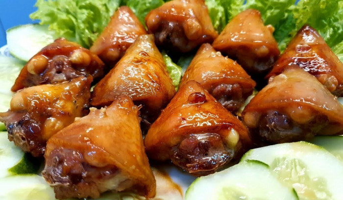 Bộ phận trên con gà mà nhiều người khoái khẩu lại là "kho chứa mầm bệnh"