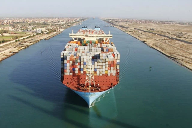 Kênh đào Suez đạt kỷ lục mới (Ảnh: Ahramonline)