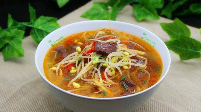 Tiết lợn nấu với loại rau này, ngon bổ, rất tốt cho sức khỏe