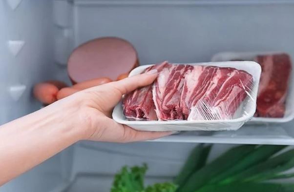 Thịt lợn mua về để luôn vào tủ lạnh là sai: Làm thêm 1 bước thịt tươi ngon, giữ nguyên dinh dưỡng