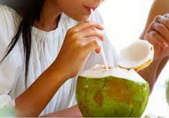 Uống nước dừa rất tốt nhưng đây mới là thời điểm uống tốt nhất trong ngày, tăng gấp đôi tác dụng