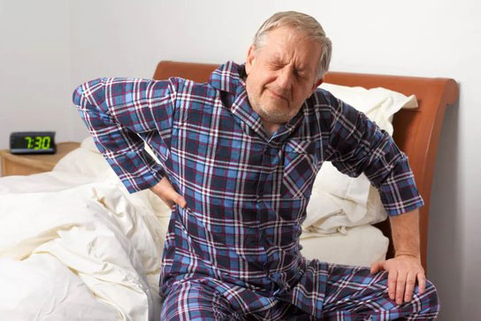 Tại sao nhiều người bị đau lưng?