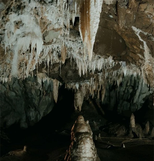 Hang Sơn Đoòng lọt top 10 hang ngầm đẹp nhất trên thế giới - Ảnh 5.