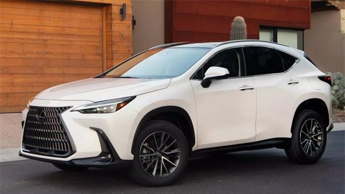 Lexus NX 2024 sẽ được cung cấp bốn hệ truyền động khác nhau, bao gồm các tùy chọn hybrid và plug-in hybrid.