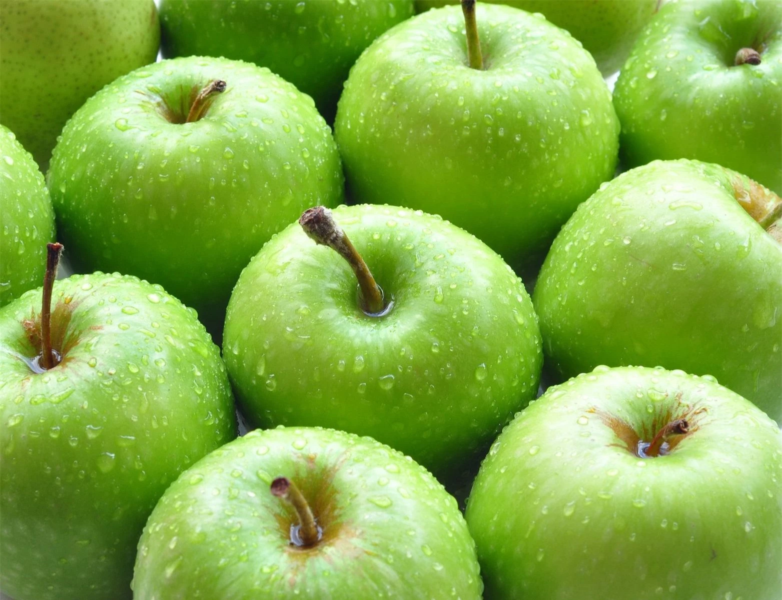 Lợi ích tuyệt vời của táo xanh có thể bạn chưa biết