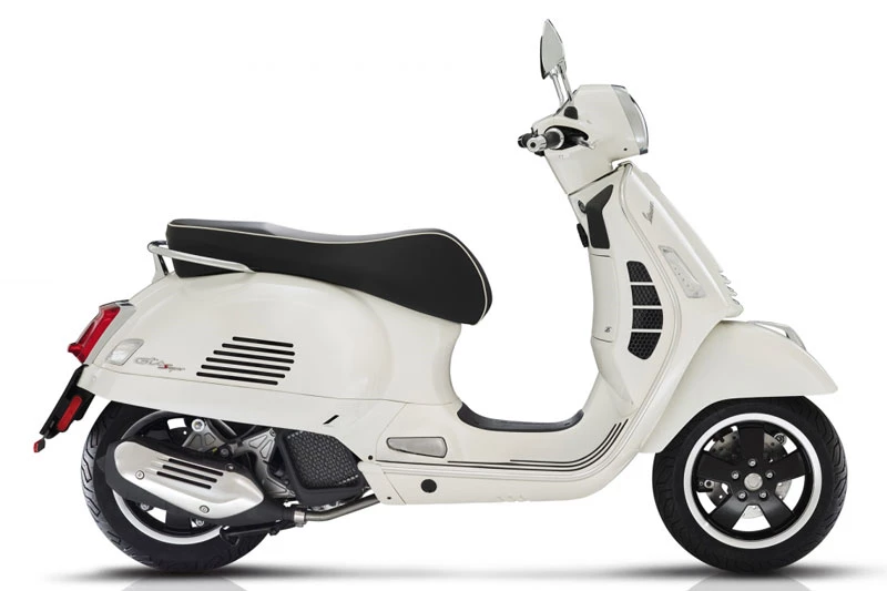 7. Vespa GTS Super 125 I-Get 2023.