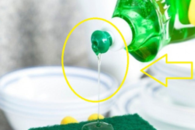 Trộn giấm ăn với chút nước rửa bát: Mẹo nhỏ nhưng giúp tiết kiệm tiền triệu mỗi năm, ai cũng muốn thử