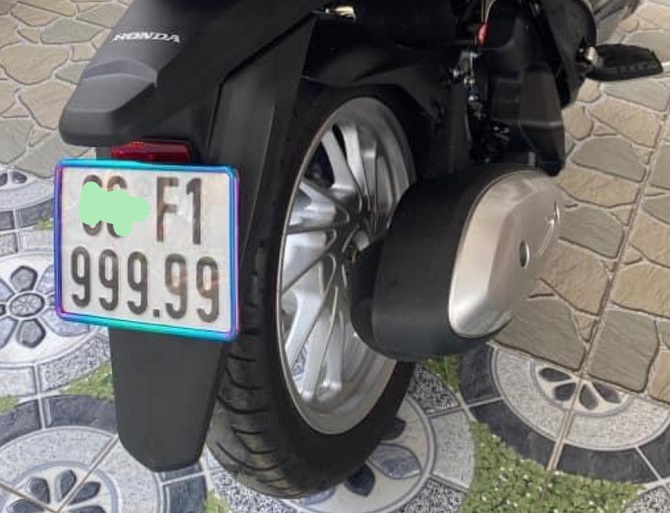 Bước đầu xác minh 4 biển xe “siêu đẹp” ở Đồng Tháp được cấp đúng quy trình