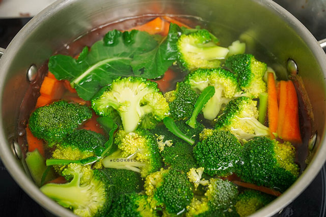 Nhiều chị em nội trợ đang chế biến thực phẩm sai cách