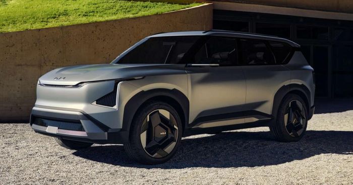 Kia tiết lộ mẫu SUV điện nhỏ gọn mang tên EV5