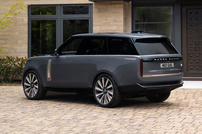 Bảng giá xe Land Rover tháng 4/2023